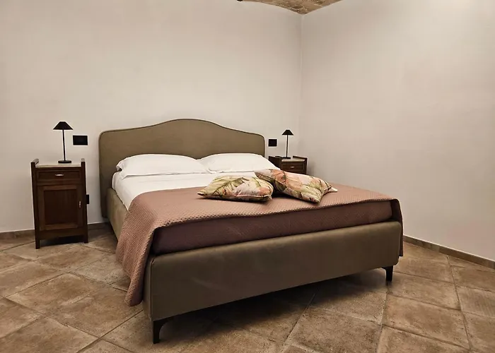 Destasu\' Apartments